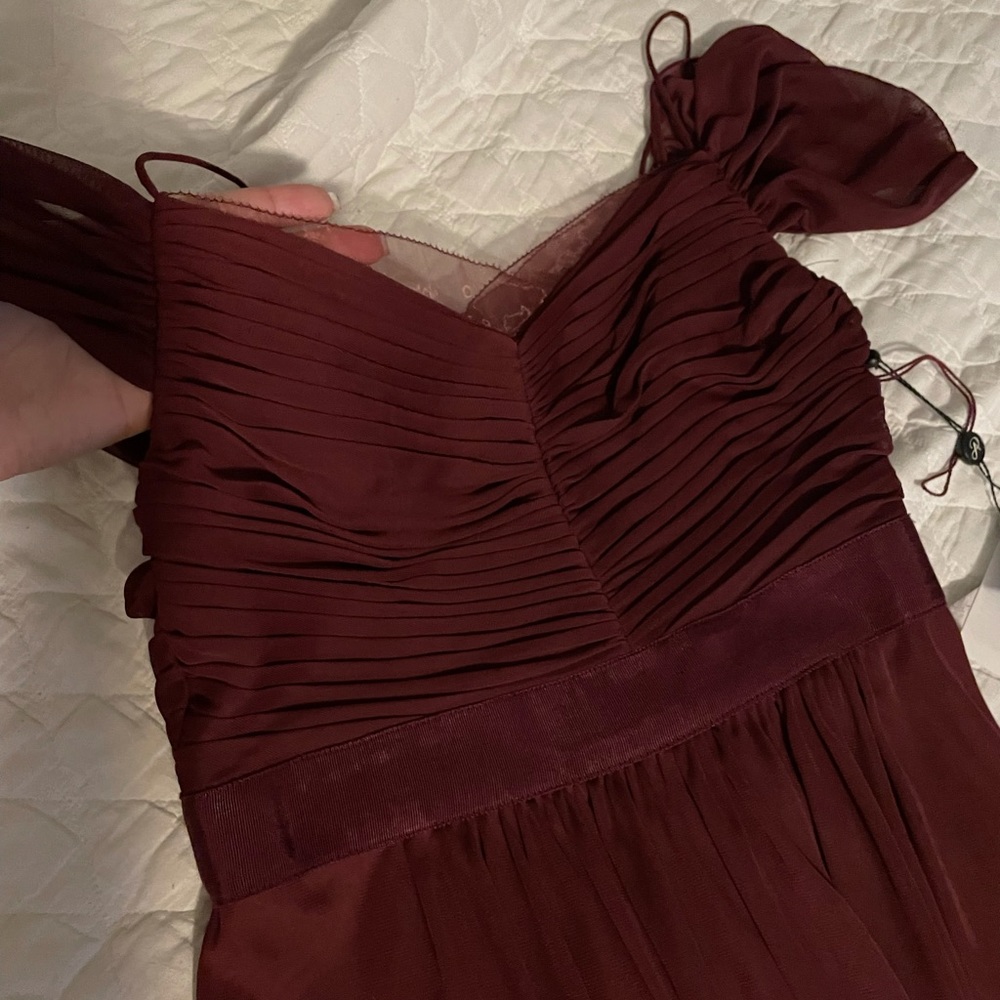 adrianna papell maroon gown
